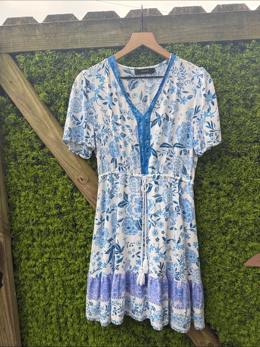 Leani Blue Floral V-Neck Drawstring Women’s Dress